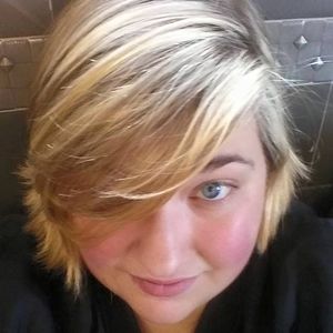 Meet your Posher, Shelly